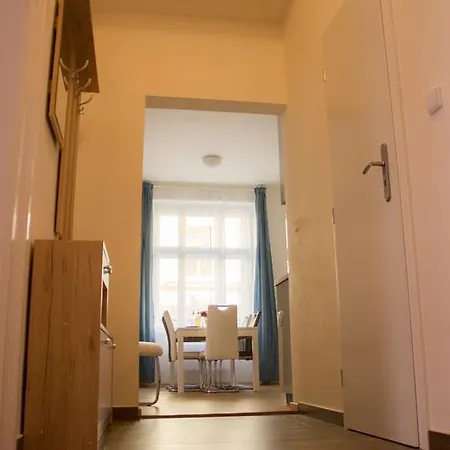 Apartmán Riverside Apt Close To The City Center