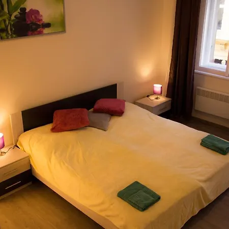 Apartmán Riverside Apt Close To The City Center *