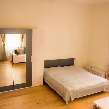 Apartament Riverside Apt Close To The City Center Praga